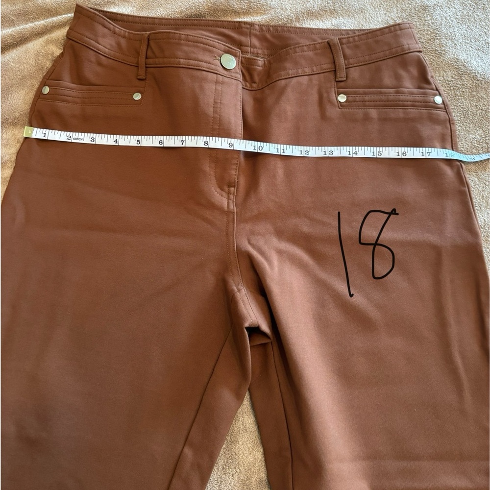 Two  Pair of Chico’s So Slimming Pants size 10 (1.5) - Picture 7 of 13